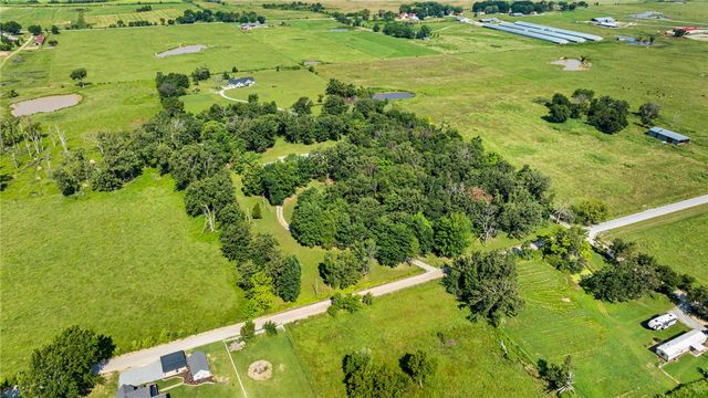 15273 Russell Road, Siloam Springs, AR 72761