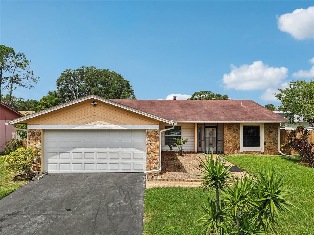 15908 COUNTRYBROOK STREET, Tampa, FL 33624