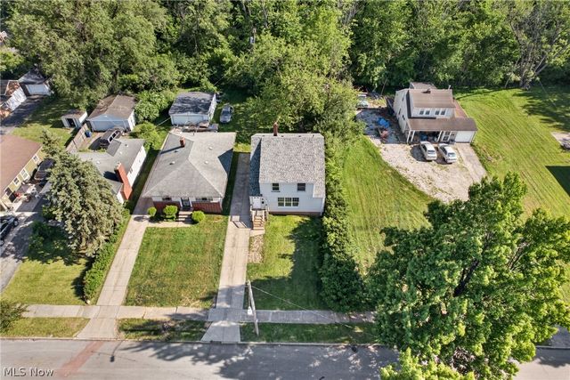 16218 Telfair Avenue, Cleveland, OH 44128
