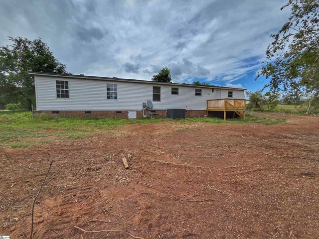 217 Angells Drive, Woodruff, SC 29388