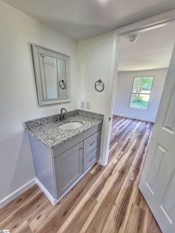217 Angells Drive, Woodruff, SC 29388