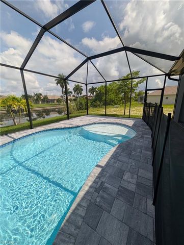 155 Aviation PKWY, Cape Coral, FL 33904