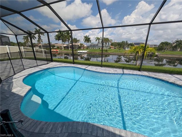 155 Aviation PKWY, Cape Coral, FL 33904