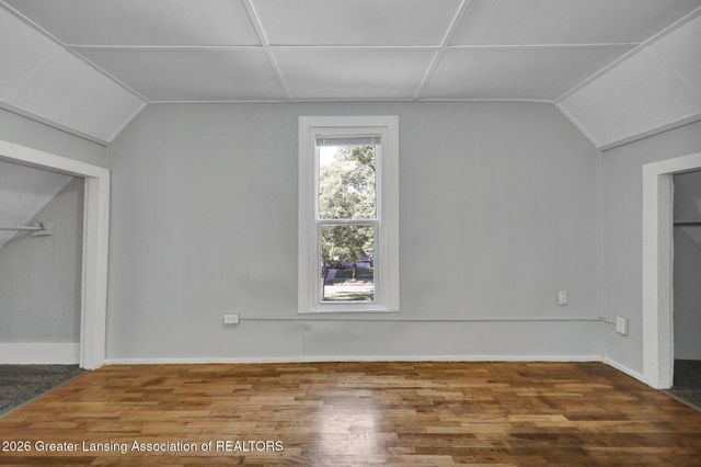 211 W Barnes Avenue, Lansing, MI 48910