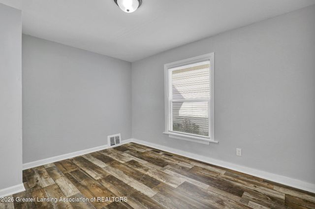 211 W Barnes Avenue, Lansing, MI 48910