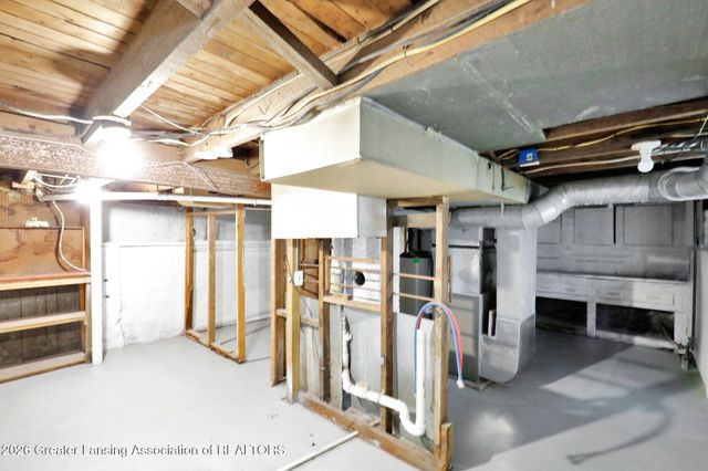 211 W Barnes Avenue, Lansing, MI 48910