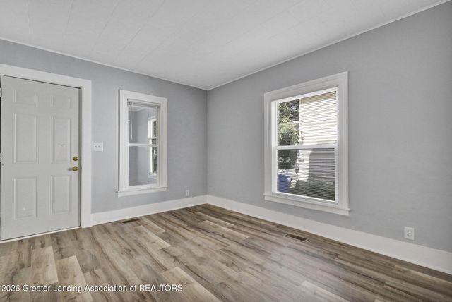 211 W Barnes Avenue, Lansing, MI 48910