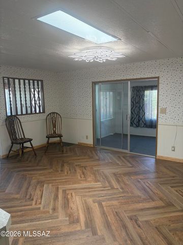 6 W La Pinon, Green Valley, AZ 85614