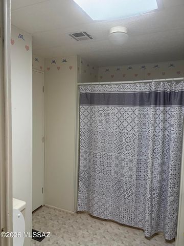 6 W La Pinon, Green Valley, AZ 85614