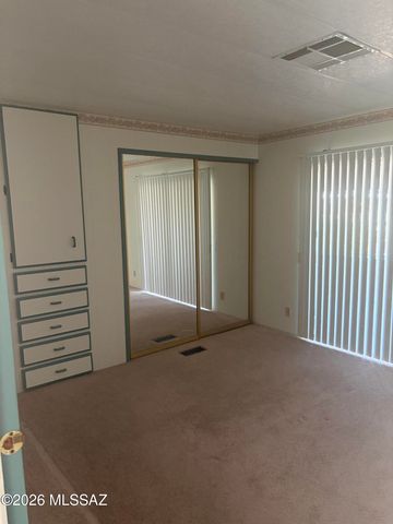 6 W La Pinon, Green Valley, AZ 85614