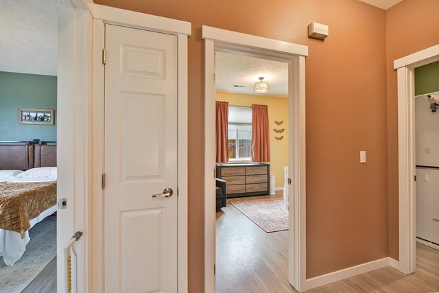 17615 E 3rd Ln, Greenacres, WA 99016