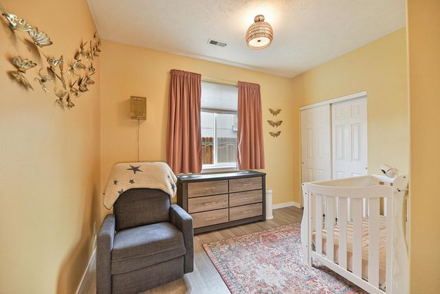 17615 E 3rd Ln, Greenacres, WA 99016