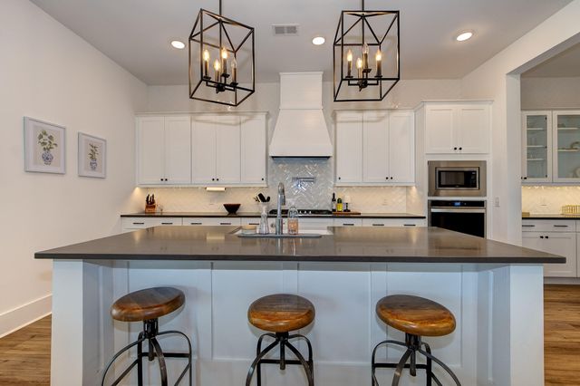 106 Sandy Bend Lane, Summerville, SC 29486