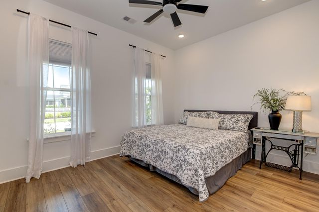 106 Sandy Bend Lane, Summerville, SC 29486