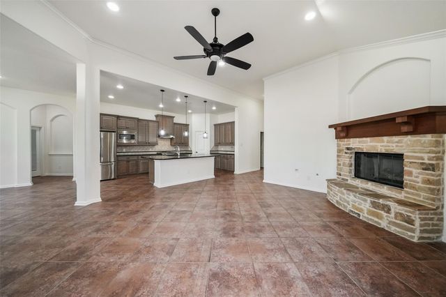 3522 Woods Estates Drive, Conroe, TX 77304