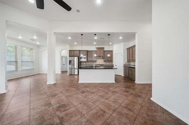 3522 Woods Estates Drive, Conroe, TX 77304