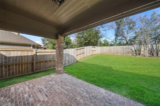 3522 Woods Estates Drive, Conroe, TX 77304