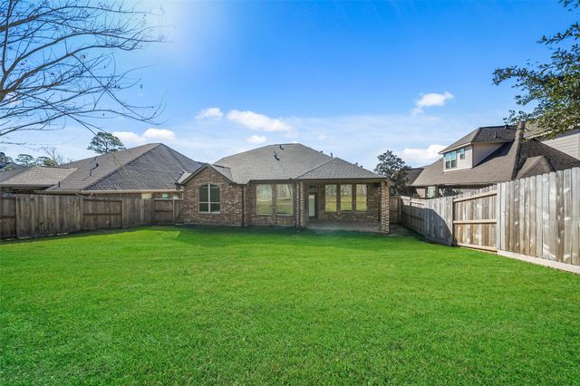 3522 Woods Estates Drive, Conroe, TX 77304