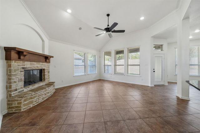 3522 Woods Estates Drive, Conroe, TX 77304