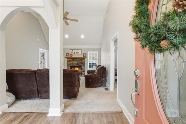 158 Ridge Lane, Lula, GA 30554