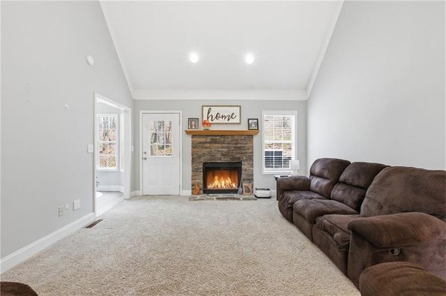 158 Ridge Lane, Lula, GA 30554