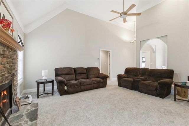 158 Ridge Lane, Lula, GA 30554