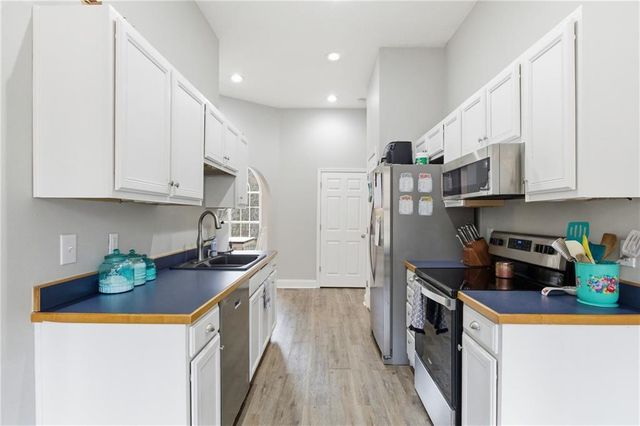 158 Ridge Lane, Lula, GA 30554