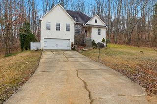 158 Ridge Lane, Lula, GA 30554