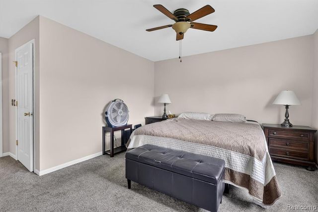 12443 Peabody Drive, Fenton, MI 48430