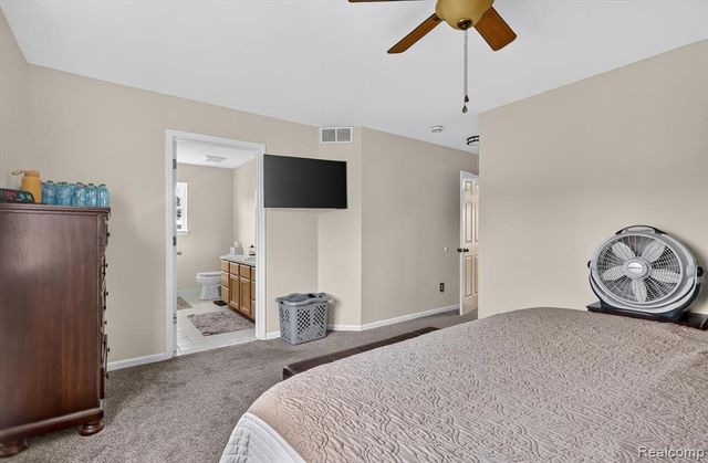 12443 Peabody Drive, Fenton, MI 48430