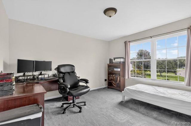 12443 Peabody Drive, Fenton, MI 48430