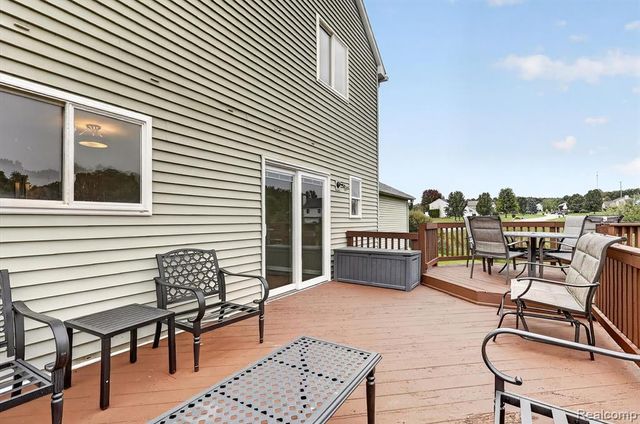 12443 Peabody Drive, Fenton, MI 48430
