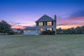 12443 Peabody Drive, Fenton, MI 48430