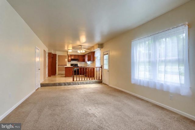 132 SHOLLY DR, Mechanicsburg, PA 17055