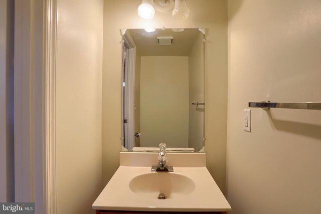 132 SHOLLY DR, Mechanicsburg, PA 17055