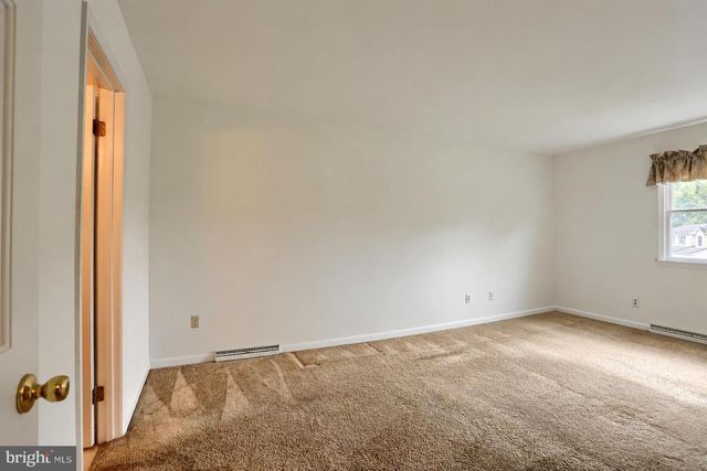 132 SHOLLY DR, Mechanicsburg, PA 17055