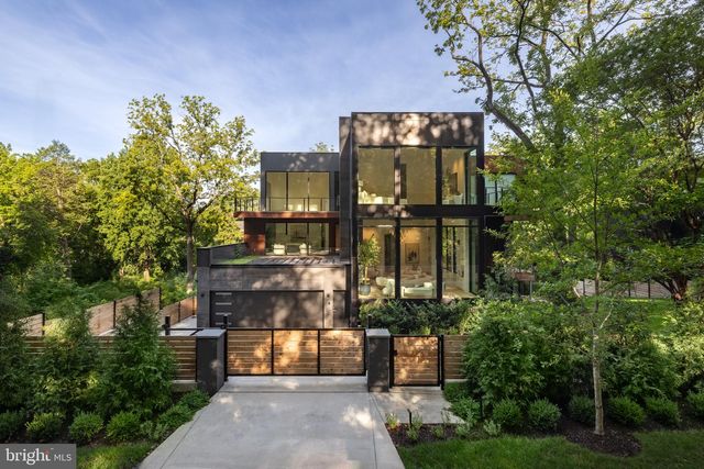 2676 CHAIN BRIDGE RD NW, Washington, DC 20016