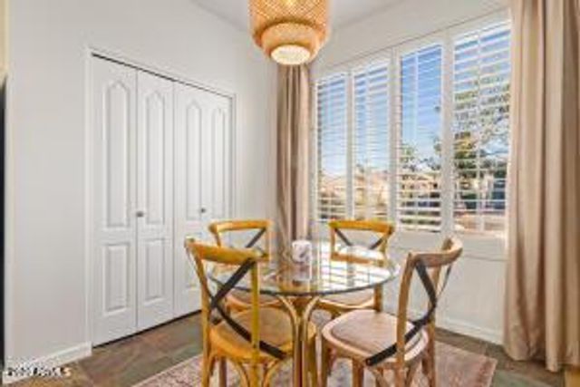 2096 E RIVIERA Drive, Chandler, AZ 85249