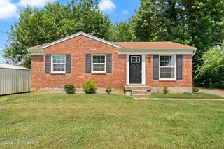 186 Keebler Dr, Louisville, KY 40229