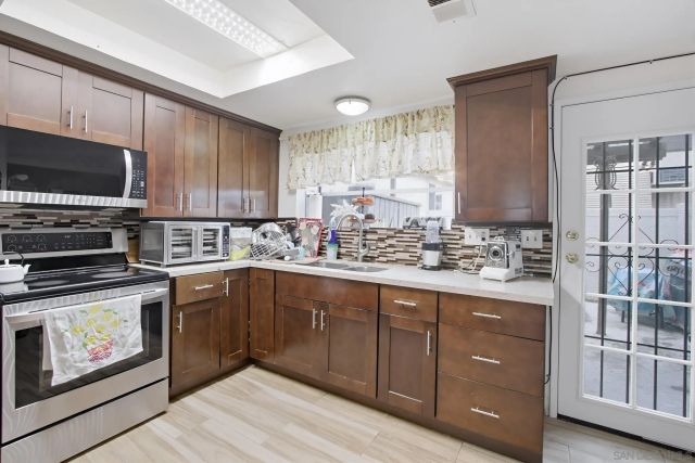 988 E Main St East B, El Cajon, CA 92021