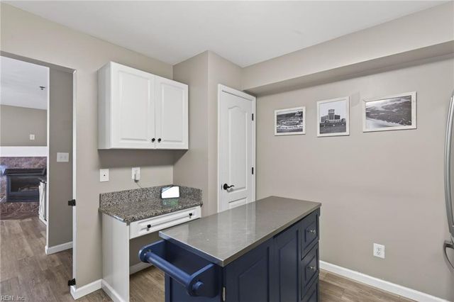 2221 Lesner Cres Apt 101, Virginia Beach, VA 23451