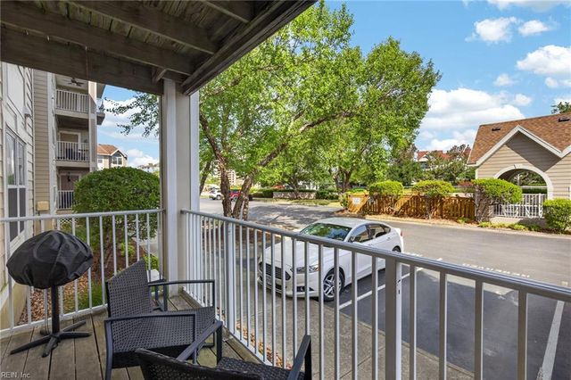 2221 Lesner Cres Apt 101, Virginia Beach, VA 23451