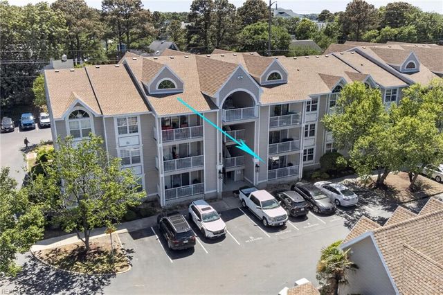 2221 Lesner Cres Apt 101, Virginia Beach, VA 23451