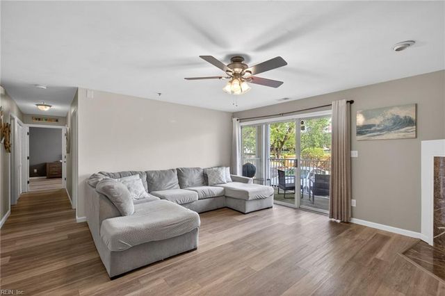 2221 Lesner Cres Apt 101, Virginia Beach, VA 23451