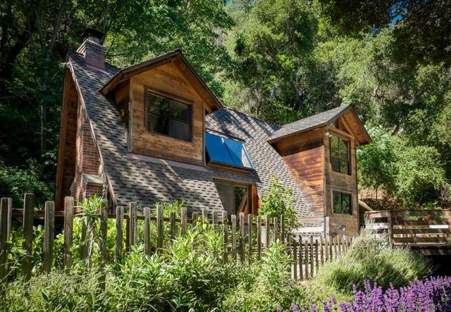 65 Hitchcock, Carmel Valley, CA 93924