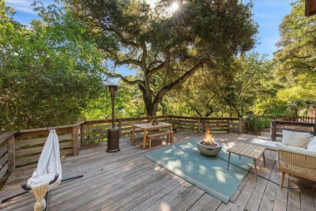 65 Hitchcock, Carmel Valley, CA 93924