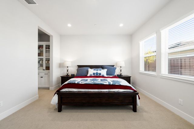 4228 Grey Hawk St, Folsom, CA 95630