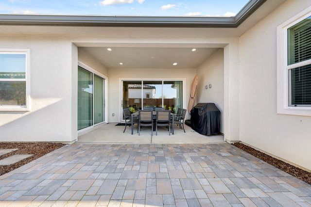 4228 Grey Hawk St, Folsom, CA 95630