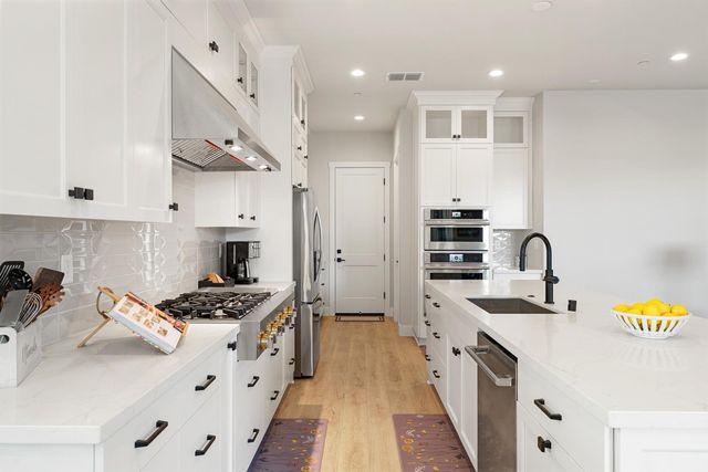 4228 Grey Hawk St, Folsom, CA 95630