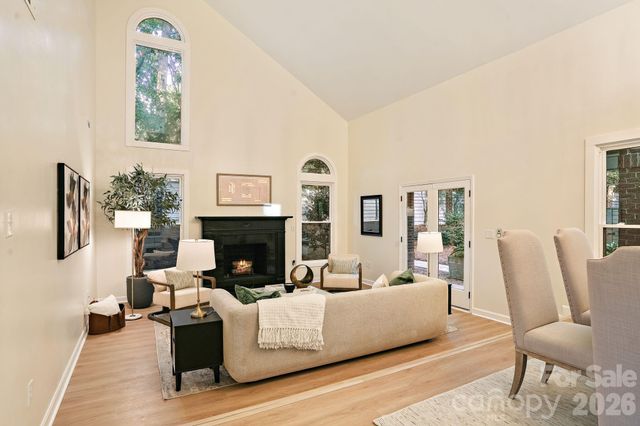 6301 Saddlebrook Court, Charlotte, NC 28226